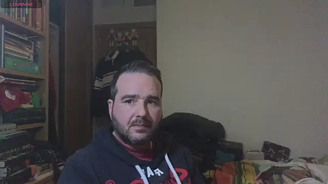 curiosillo83 online show from 02-14-25, 07:23