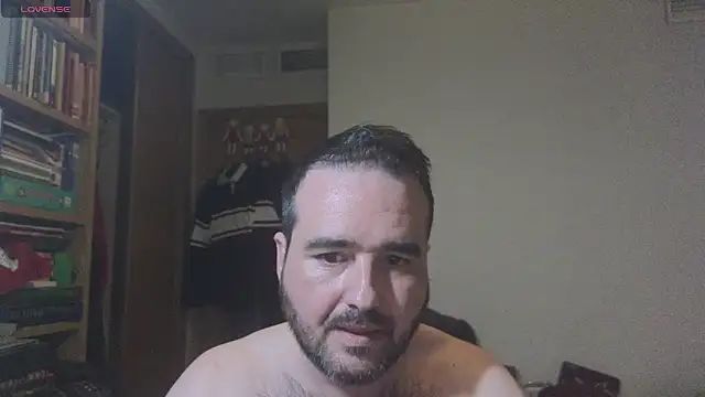 curiosillo83 online show from 02-15-25, 07:38