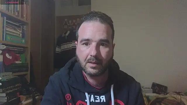 curiosillo83 online show from 02-15-25, 04:56