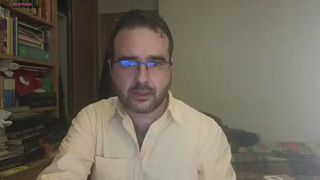 curiosillo83 online show from 03-07-25, 11:40