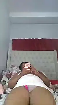 Snapshot of Sexypresh302 chatting on 12-18-24, 02:53 Sexypresh302 online show from 12-18-24, 02:53