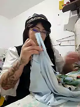 Snapshot of Sakura_0505 chatting on 12-06-24, 09:57 Sakura 0505 online show from 12-06-24, 09:57