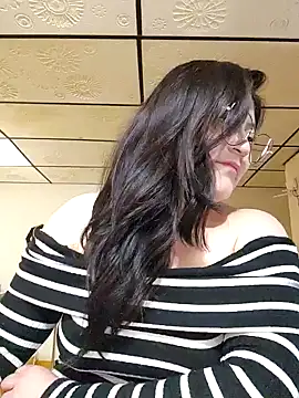 Snapshot of Sakura_0505 chatting on 12-11-24, 05:59 Sakura 0505 online show from 12-11-24, 05:59