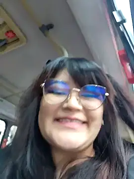 Snapshot of Sakura_0505 chatting on 12-19-24, 08:44 Sakura 0505 online show from 12-19-24, 08:44