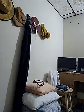 Snapshot of Sakura_0505 chatting on 01-01-25, 03:56 Sakura 0505 online show from 01-01-25, 03:56