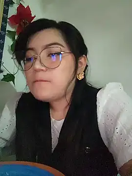 Snapshot of Sakura_0505 chatting on 01-03-25, 10:40 Sakura 0505 online show from 01-03-25, 10:40