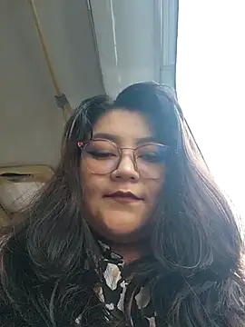 Snapshot of Sakura_0505 chatting on 02-18-25, 10:36 Sakura 0505 online show from 02-18-25, 10:36