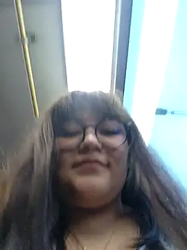 Snapshot of Sakura_0505 chatting on 09-26-25, 10:58 Sakura 0505 online show from 09-26-25, 10:58