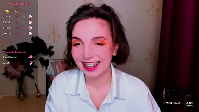 KindHazelHere  online show from 10-08-25, 08:12