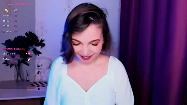 KindHazelHere  online show from 11-10-25, 08:24