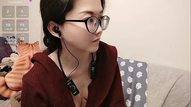 Snapshot of Lu_Nana chatting on 01-15-26, 03:22 Lu Nana online show from 01-15-26, 03:22