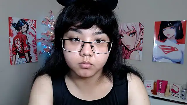 Snapshot of Moertomlly chatting on 11-03-25, 04:14 Moertomlly online show from 11-03-25, 04:14