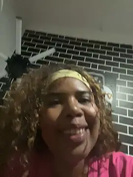 Snapshot of _nickypurple_ chatting on 01-29-25, 12:01 nickypurple online show from 01-29-25, 12:01