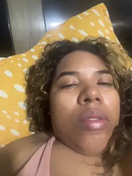 Snapshot of _nickypurple_ chatting on 02-16-25, 11:49 nickypurple online show from 02-16-25, 11:49