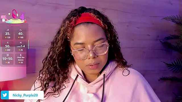 Snapshot of _nickypurple_ chatting on 02-20-25, 12:04 nickypurple online show from 02-20-25, 12:04