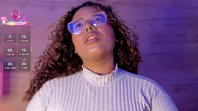 Snapshot of _nickypurple_ chatting on 03-11-25, 12:06 nickypurple online show from 03-11-25, 12:06