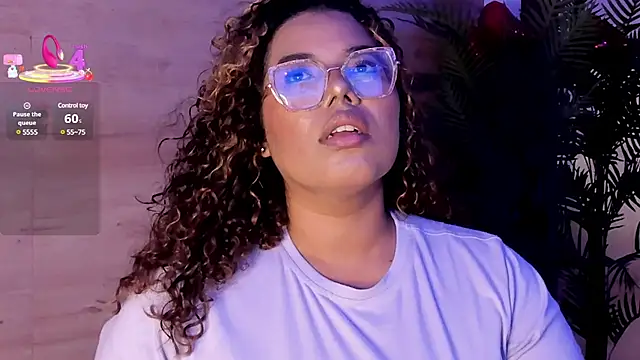 Snapshot of _nickypurple_ chatting on 03-18-25, 12:03 nickypurple online show from 03-18-25, 12:03