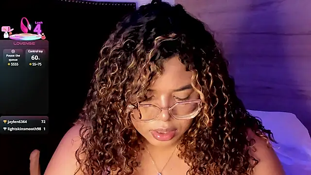 Snapshot of _nickypurple_ chatting on 03-20-25, 03:04 nickypurple online show from 03-20-25, 03:04