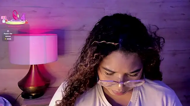 Snapshot of _nickypurple_ chatting on 03-21-25, 12:06 nickypurple online show from 03-21-25, 12:06