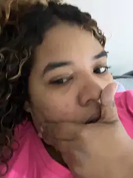 Snapshot of _nickypurple_ chatting on 11-03-25, 05:58 nickypurple online show from 11-03-25, 05:58