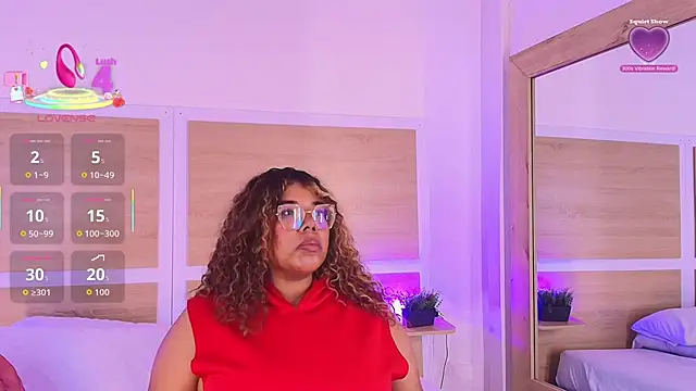  nickypurple  online show from 12-01-25, 07:08