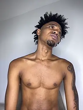 Snapshot of matatanlove chatting on 10-13-25, 01:16 matatanlove online show from 10-13-25, 01:16