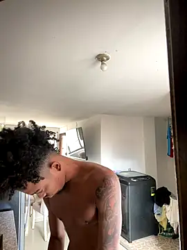 Snapshot of matatanlove chatting on 11-21-25, 05:22 matatanlove online show from 11-21-25, 05:22