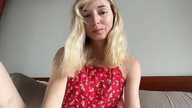 ivankai  online show from 12-15-25, 03:00