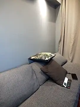 Snapshot of biancabombombbw chatting on 10-02-25, 08:05 biancabombombbw online show from 10-02-25, 08:05