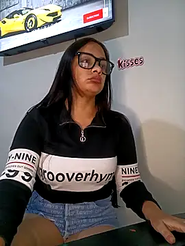 MEGAN X0XX online show from 11-13-25, 10:19