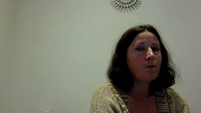 feline27 online show from 11-01-25, 08:55