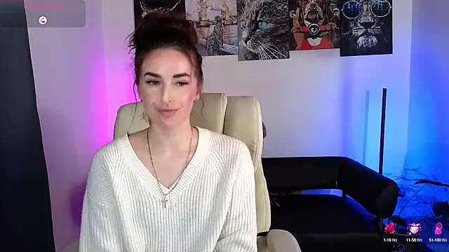 Snapshot of xx_adrihanna_xx chatting on 02-19-25, 06:00 xx adrihanna xx online show from 02-19-25, 06:00