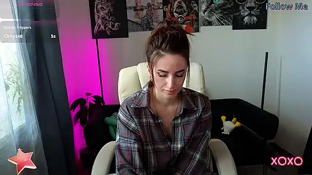 Snapshot of xx_adrihanna_xx chatting on 03-19-25, 05:52 xx adrihanna xx online show from 03-19-25, 05:52