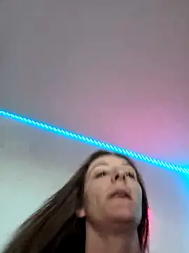 Snapshot of Ladykimberly_XOXO chatting on 02-01-26, 03:32 Ladykimberly XOXO online show from 02-01-26, 03:32