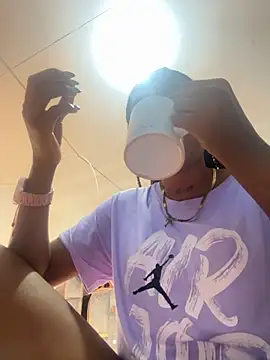 coral1727 online show from 11-13-25, 01:04