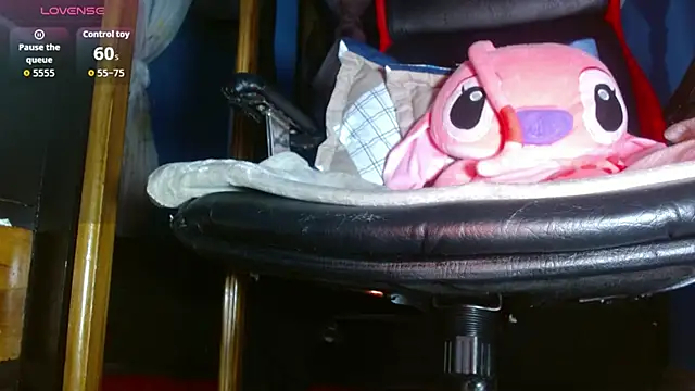 Snapshot of wendy_rivera_ chatting on 04-08-26, 11:10 wendy rivera online show from 04-08-26, 11:10