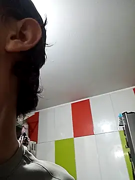 Snapshot of Norehg chatting on 10-21-25, 08:53 Norehg online show from 10-21-25, 08:53