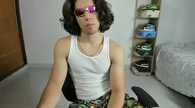 imtonny19 online show from 01-16-25, 03:13