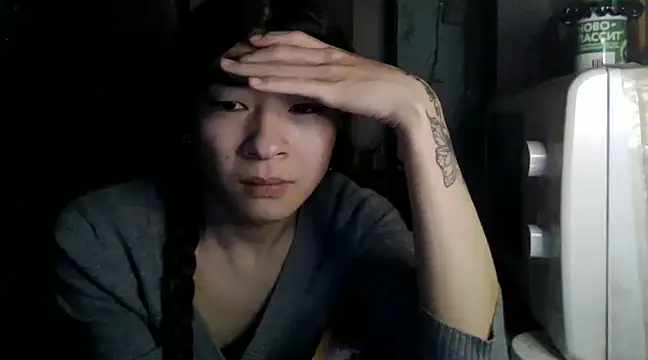 CarlyJoy online show from 01-15-25, 05:05