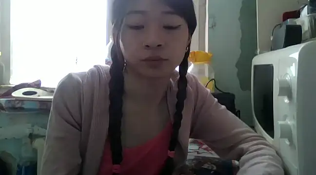 CarlyJoy online show from 01-30-25, 06:03