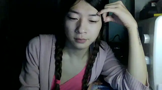CarlyJoy online show from 02-09-25, 03:23