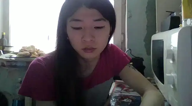 CarlyJoy online show from 02-12-25, 10:24