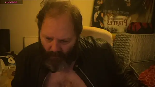 Snapshot of master_227 chatting on 12-22-24, 07:00 master 227 online show from 12-22-24, 07:00