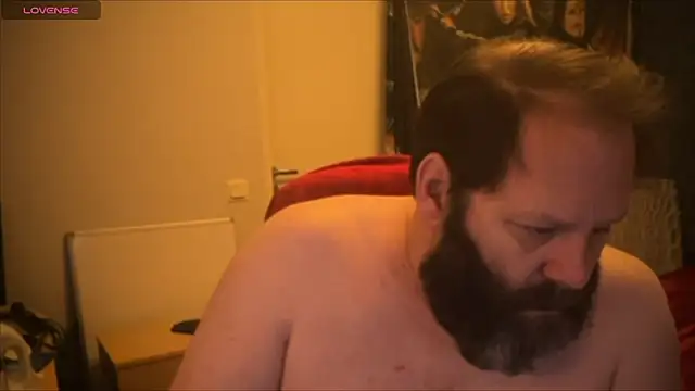 Snapshot of master_227 chatting on 12-28-24, 07:22 master 227 online show from 12-28-24, 07:22