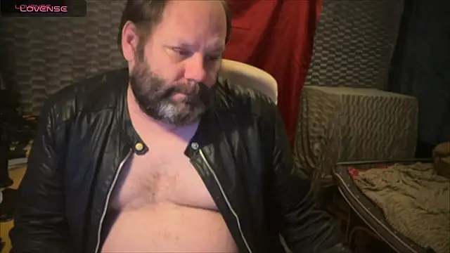 Snapshot of master_227 chatting on 03-01-25, 04:58 master 227 online show from 03-01-25, 04:58