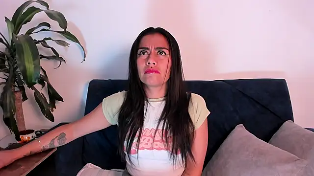 Snapshot of im_amber chatting on 10-27-25, 01:26 im amber online show from 10-27-25, 01:26