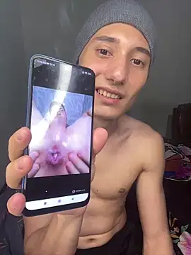 the littleangel1 online show from 12-26-24, 06:52