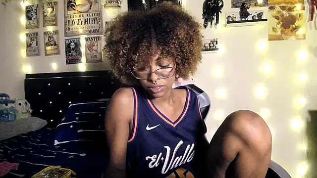 Snapshot of Cristal_Jonas@xh chatting on 10-25-25, 04:31 Cristal Jonasxh online show from 10-25-25, 04:31