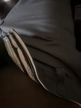 Snapshot of Yurt000 chatting on 01-26-25, 04:51 Yurt000 online show from 01-26-25, 04:51