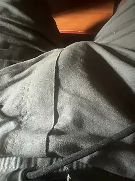 Snapshot of Yurt000 chatting on 01-28-25, 03:25 Yurt000 online show from 01-28-25, 03:25